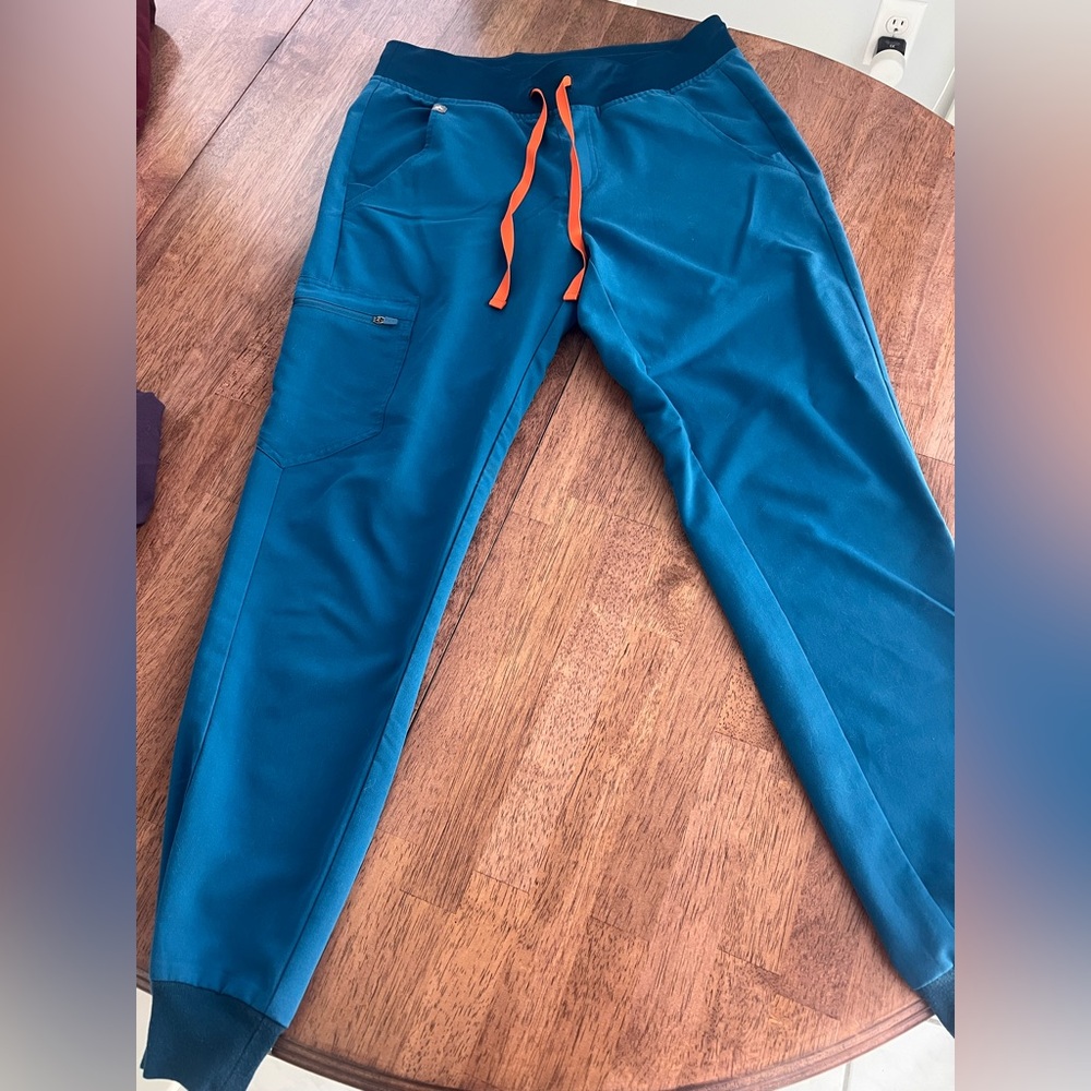 Figs Women's Teal Joggers with Orange Drawstring - Size Small, Excellent Cond